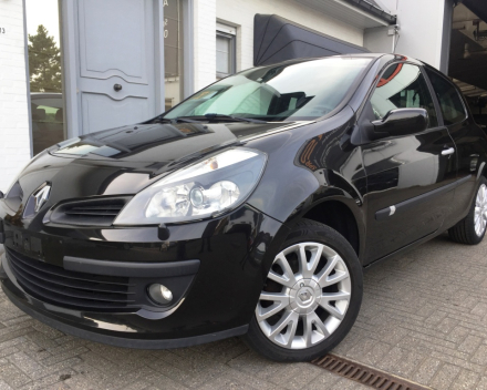 VERKOCHT RENAULT CLIO 03/10/2007 * SLECHTS 88118 KM * PANORAMISCH DAK * GEKEURD * GARANTIE