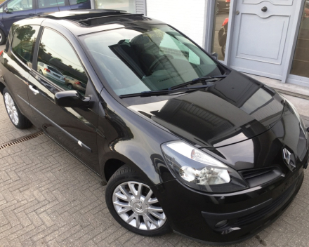 VERKOCHT RENAULT CLIO 03/10/2007 * SLECHTS 88118 KM * PANORAMISCH DAK * GEKEURD * GARANTIE