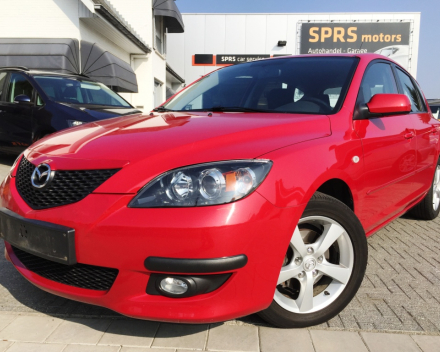 VERKOCHT  MAZDA 3 1,6 BENZINE MET SLECHTS 58895 KM !  * GEKEURD * GARANTIE