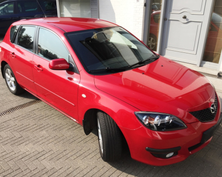 VERKOCHT  MAZDA 3 1,6 BENZINE MET SLECHTS 58895 KM !  * GEKEURD * GARANTIE