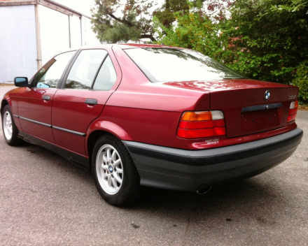 VERKOCHT  BMW E36  316 I  16/08/1993  125706 KM  GEKEURD + GARANTIE