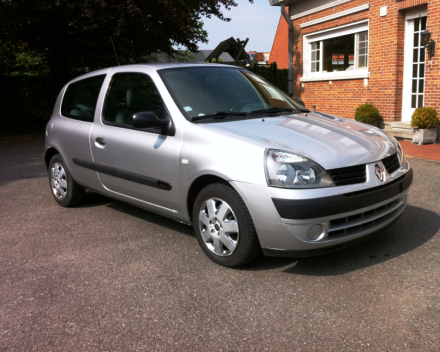 VERKOCHT  RENAULT CLIO 1,5 DCI  11/03/2005  90132 KM  GEKEURD + GARANTIE