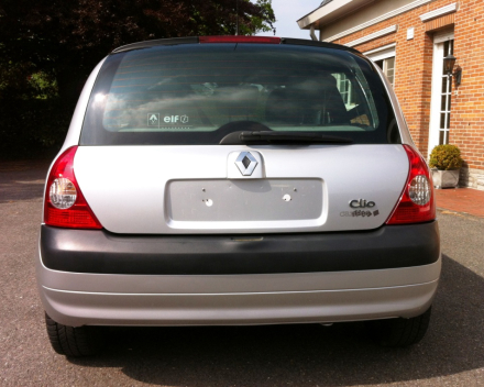 VERKOCHT  RENAULT CLIO 1,5 DCI  11/03/2005  90132 KM  GEKEURD + GARANTIE