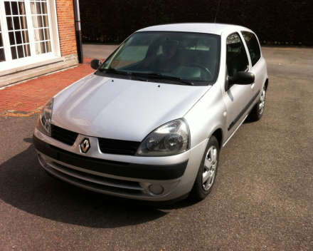 VERKOCHT  RENAULT CLIO 1,5 DCI  11/03/2005  90132 KM  GEKEURD + GARANTIE