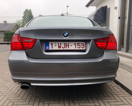 VERKOCHT  BMW 318 D  EURO 5  28/09/2009    96.643 KM