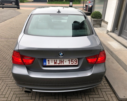 VERKOCHT  BMW 318 D  EURO 5  28/09/2009    96.643 KM