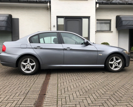 VERKOCHT  BMW 318 D  EURO 5  28/09/2009    96.643 KM