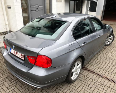 VERKOCHT  BMW 318 D  EURO 5  28/09/2009    96.643 KM