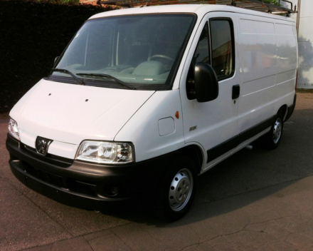 VERKOCHT  PEUGEOT BOXER 2,2 HDI  03/02/2006  140795 KM  LICHTE VRACHT  GEKEURD + GARANTIE