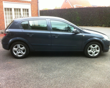 VERKOCHT  OPEL ASTRA 1,3CDTI  21/04/2008  76366 KM  5 DEURS  GEKEURD + GARANTIE