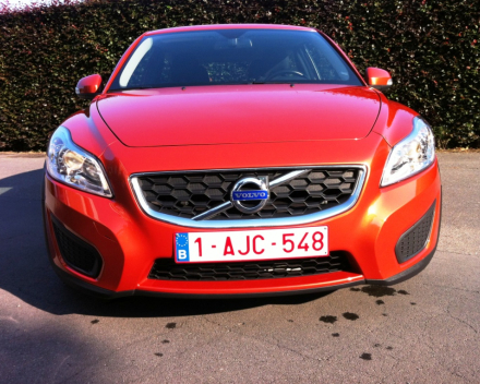 VERKOCHT  VOLVO C30 1,6 D 21/01/2012  SLECHTS 31574 KM  GEKEURD + GARANTIE