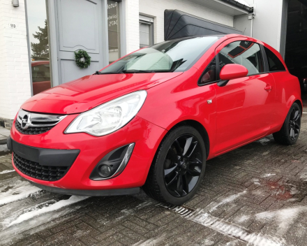 VERKOCHT OPEL CORSA  26/10/2013    105676 KM  GEKEURD + GARANTIE