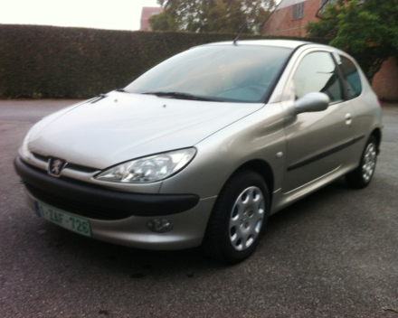 VERKOCHT  PEUGEOT 206 14/08/2005  64582 KM BENZINE  GEKEURD + GARANTIE