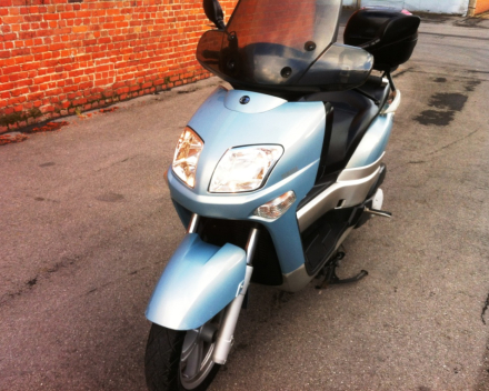 VERKOCHT  MBK KILIBRE  YAMAHA VP 300 04/08/2004  8947 KM  + GARANTIE