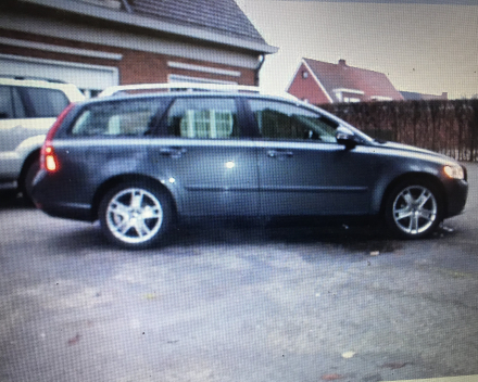 VERKOCHT  VOLVO  V50  09/07/2010   104107 KM  17&quot; VELGEN   GEKEURD + GARANTIE