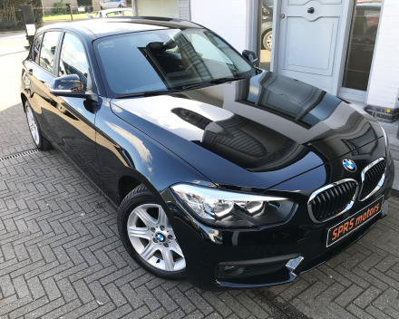 BMW  116 I BENZINE  12/2015  SLECHTS 32824 KM  GEKEURD + GARANTIE