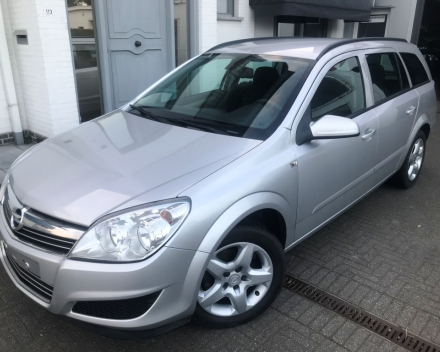 OPEL ASTRA  19/09/2009  118640 KM GEKEURD 