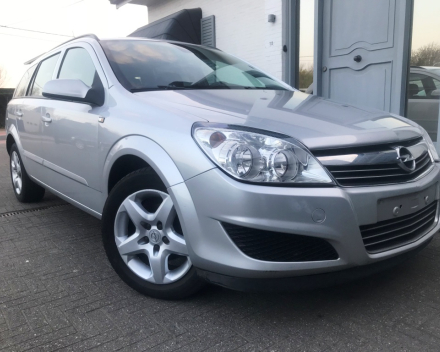 OPEL ASTRA  19/09/2009  118640 KM GEKEURD 