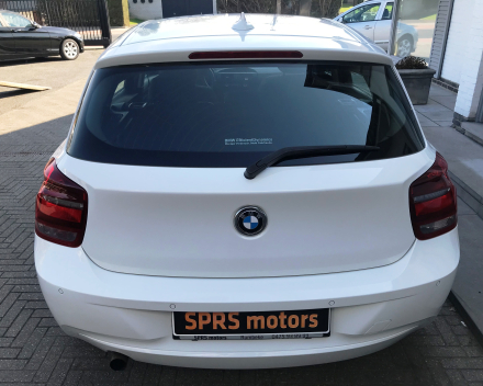 BMW 114 I BENZINE  24/07/2012  SLECHTS 84060 KM GEKEURD + GARANTIE