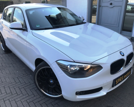 BMW 114 I BENZINE  24/07/2012  SLECHTS 84060 KM GEKEURD + GARANTIE