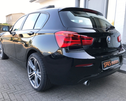 BMW  116 I BENZINE  12/2015  SLECHTS 32824 KM  GEKEURD + GARANTIE