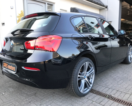 BMW  116 I BENZINE  12/2015  SLECHTS 32824 KM  GEKEURD + GARANTIE