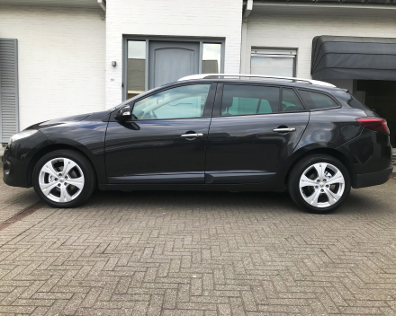 RENAULT MEGANE 1,9DCI 130PK  16/04/2010  EURO 5  GEKEURD