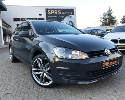 VOLKSWAGEN GOLF 7 1,2TSI BENZINE  04/06/2013  SLECHTS 74804 KM GEKEURD + GARANTIE