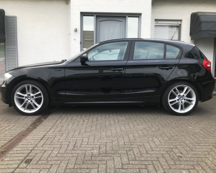 BMW 116 I  23/11/2009  84.316 KM   GEKEURD + GARANTIE