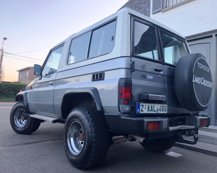 VERKOCHT TOYOTA LANDCRUISER  4,2 DIESEL   09/12/1993  SLECHTS 119.251 KM