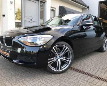 BMW 114 I   04/04/2013  80.205 KM  GEKEURD + GARANTIE