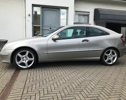 VERKOCHT  MERCEDES C180  BENZINE COUPE  17/02/2005  154260 KM