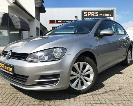 VOLKSWAGEN GOLF 7  BENZINE  28/06/2013