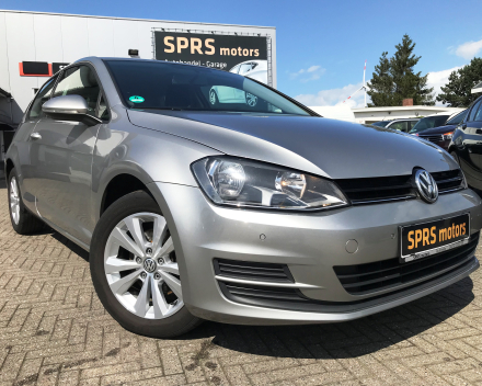 VOLKSWAGEN GOLF 7  BENZINE  28/06/2013