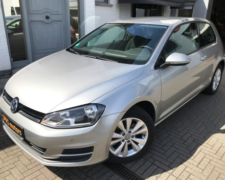 VOLKSWAGEN GOLF 7  BENZINE  28/06/2013