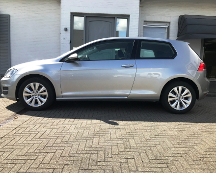 VOLKSWAGEN GOLF 7  BENZINE  28/06/2013