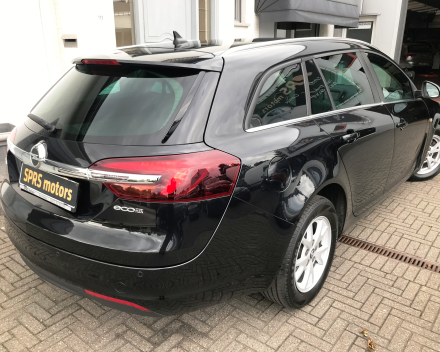 OPEL INSIGNIA SPORTTOURER 2,0CDTI  25/08/2015  FULL OPTION