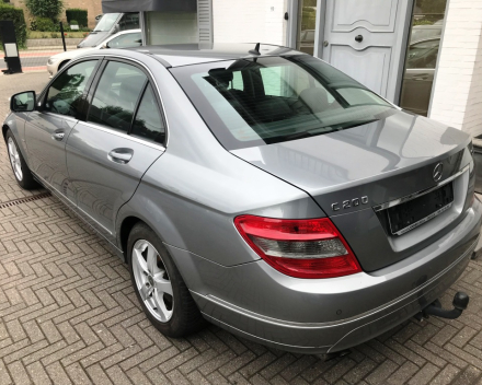 VERKOCHT MERCEDES C200 CDI 06/08/2008  153120 KM  OVERNAME ONGEVALWAGEN VOOR HANDELAAR