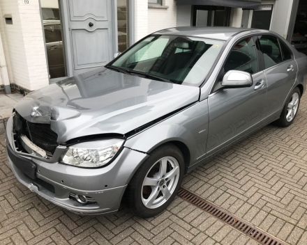 VERKOCHT MERCEDES C200 CDI 06/08/2008  153120 KM  OVERNAME ONGEVALWAGEN VOOR HANDELAAR