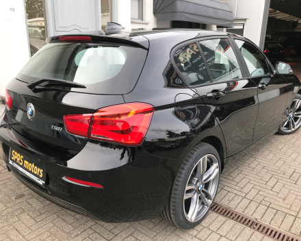 BMW 116 I  01/09/2015  55.478 KM  GEKEURD + GARANTIE 13950 EURO