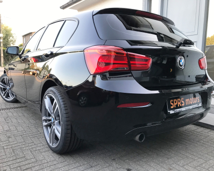 BMW 118 I BENZINE  27/03/2015  61546 KM  GEKEURD + GARANTIE 14250 EURO