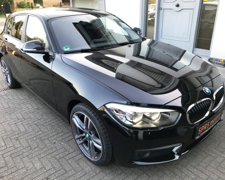 BMW 118 I BENZINE  27/03/2015  61546 KM  GEKEURD + GARANTIE 14250 EURO