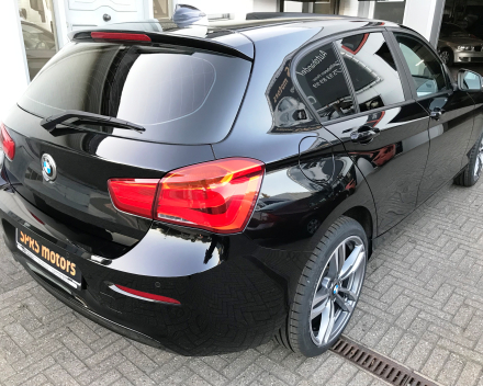 BMW 118 I BENZINE  27/03/2015  61546 KM  GEKEURD + GARANTIE 14250 EURO