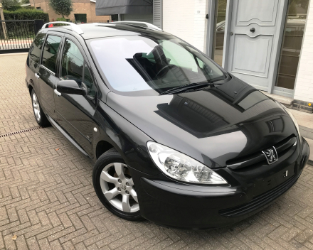 VERKOCHT  PEUGEOT 307 SW  2000 HDI  14/08/2006   152.142 KM  GEKEURD + GARANTIE