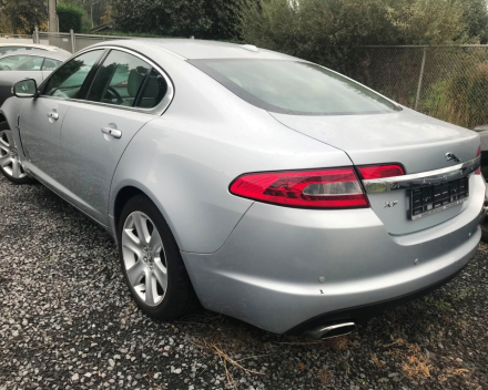 VERKOCHT JAGUAR XF 2,7 D SLECHTS 65.215 KM  GEKEURD + GARANTIE !