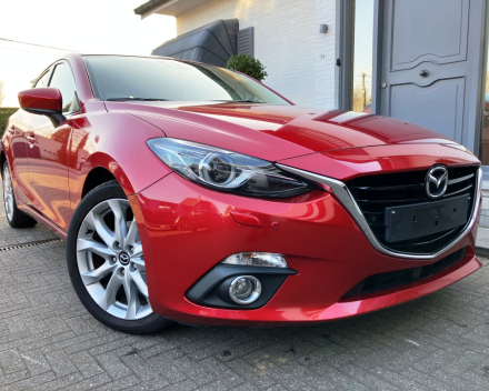 MAZDA 3 FULL OPTION