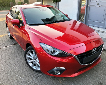 MAZDA 3 FULL OPTION