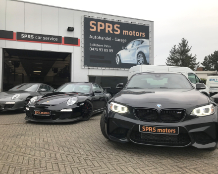 BMW M2  370 PK PRACHTWAGEN  SLECHTS 8,821 KM + GARANTIE