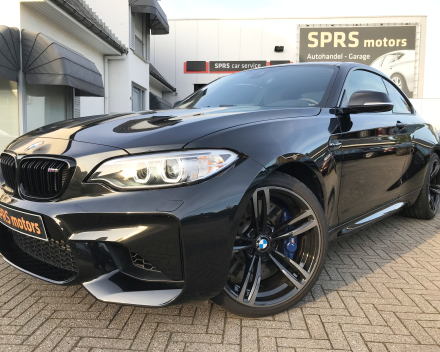 BMW M2  370 PK PRACHTWAGEN  SLECHTS 8,821 KM + GARANTIE