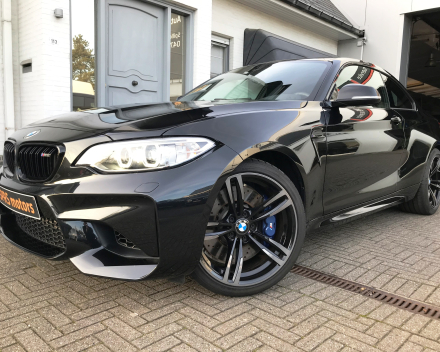 BMW M2  370 PK PRACHTWAGEN  SLECHTS 8,821 KM + GARANTIE